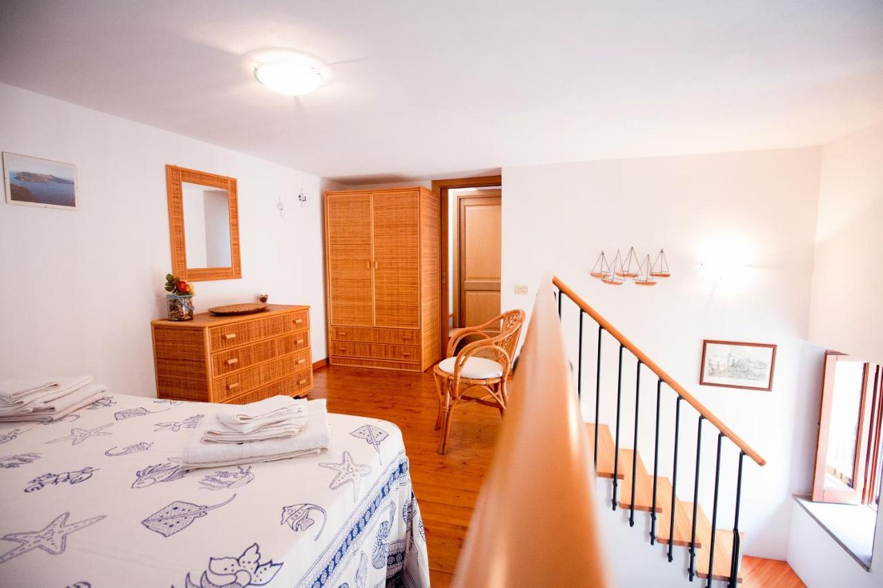 Casa Zu Peppino Lägenhet Lipari  Exteriör bild