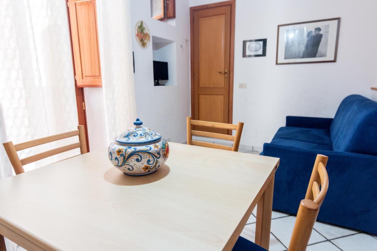 Casa Zu Peppino Lägenhet Lipari  Exteriör bild