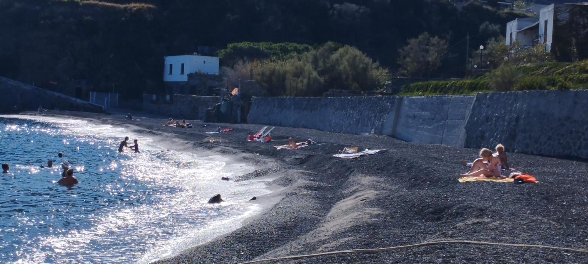 Casa Zu Peppino Lägenhet Lipari  Exteriör bild